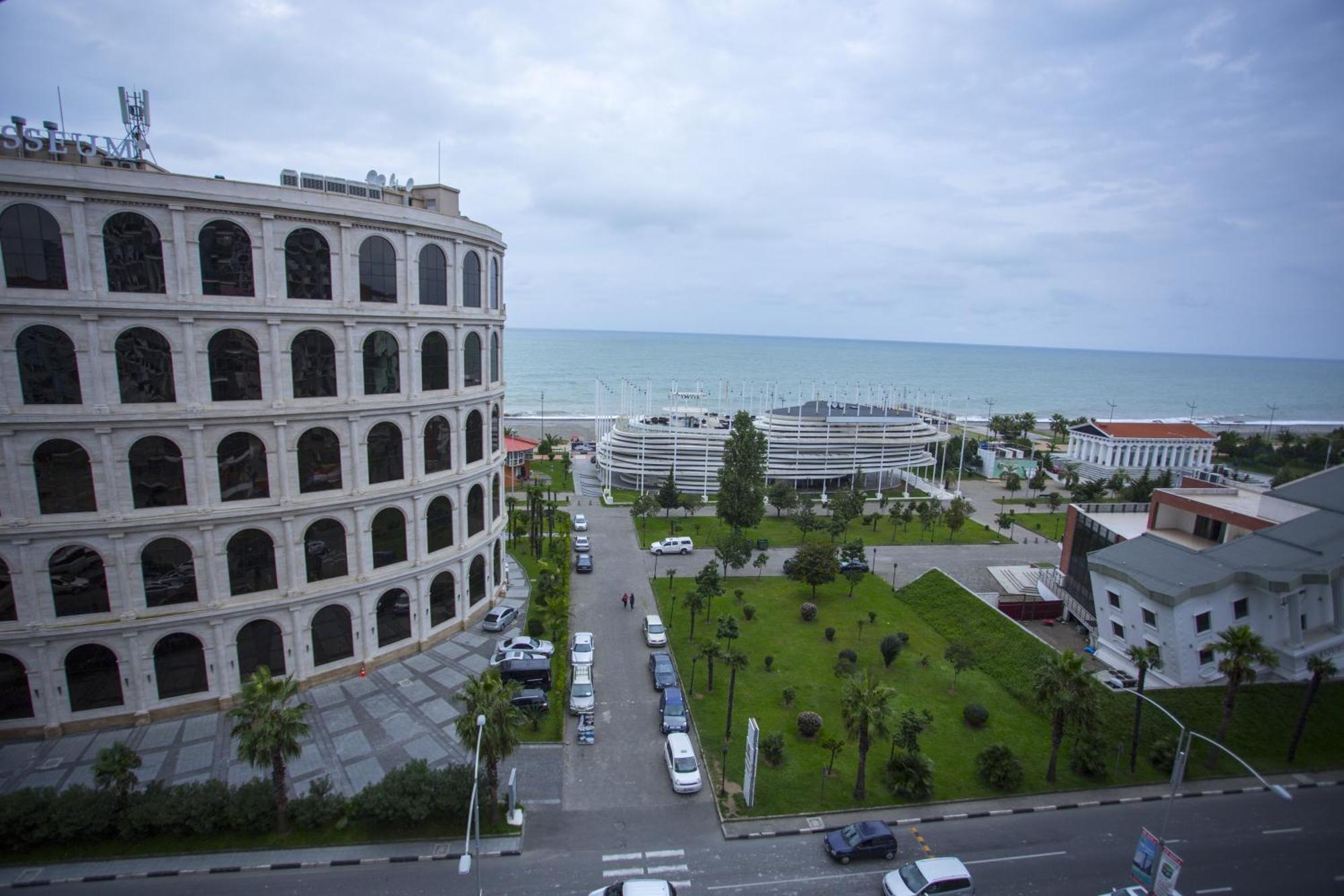Olympic Batumi Apartment Exterior photo